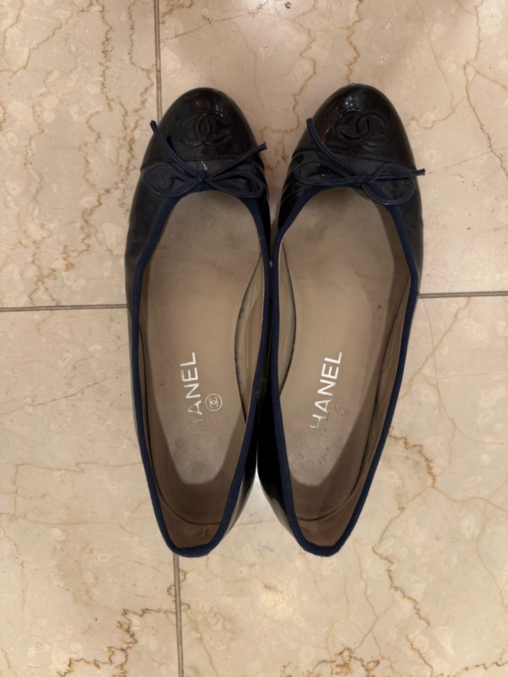 CHANEL Navy Patent Leather CC Cap-Toe Ballet Flats